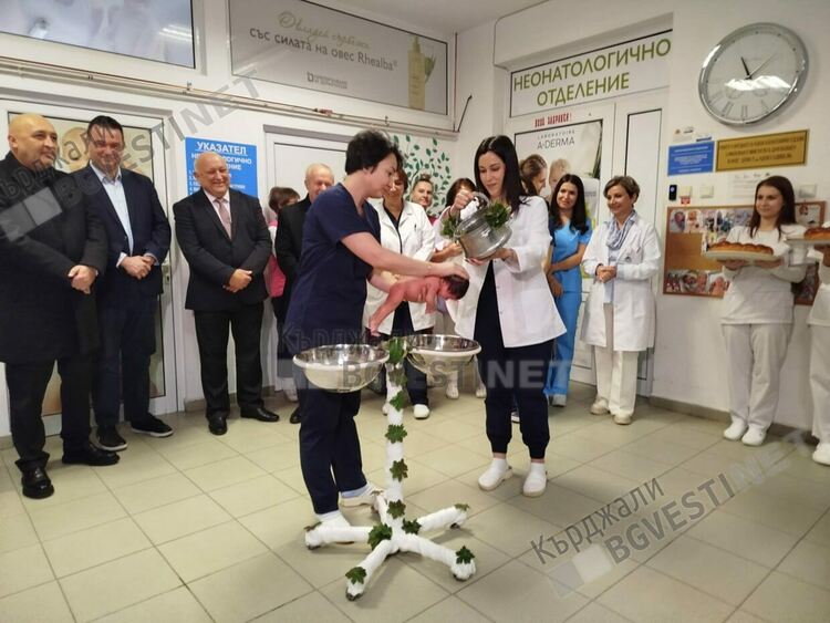 Срив в ражданията на кърджалийчета през последната година,повечето се раждат в чужбина