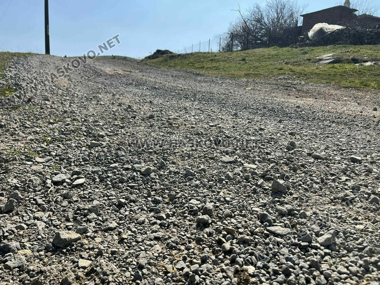 Община Минерални бани ще благоустрои улици в с. Сърница