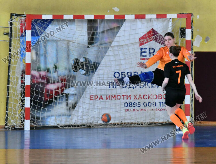 Първенство по хандбал днес в Хасково