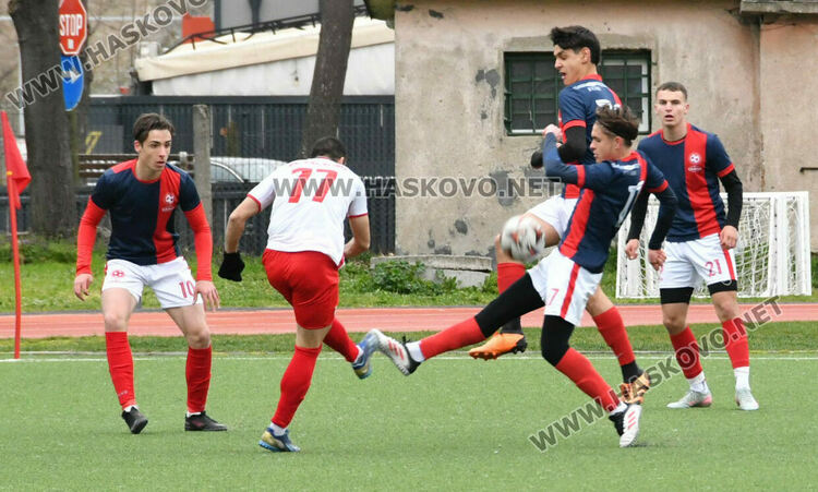 Трета поредна победа за ФК &bdquo;Хасково&ldquo; 