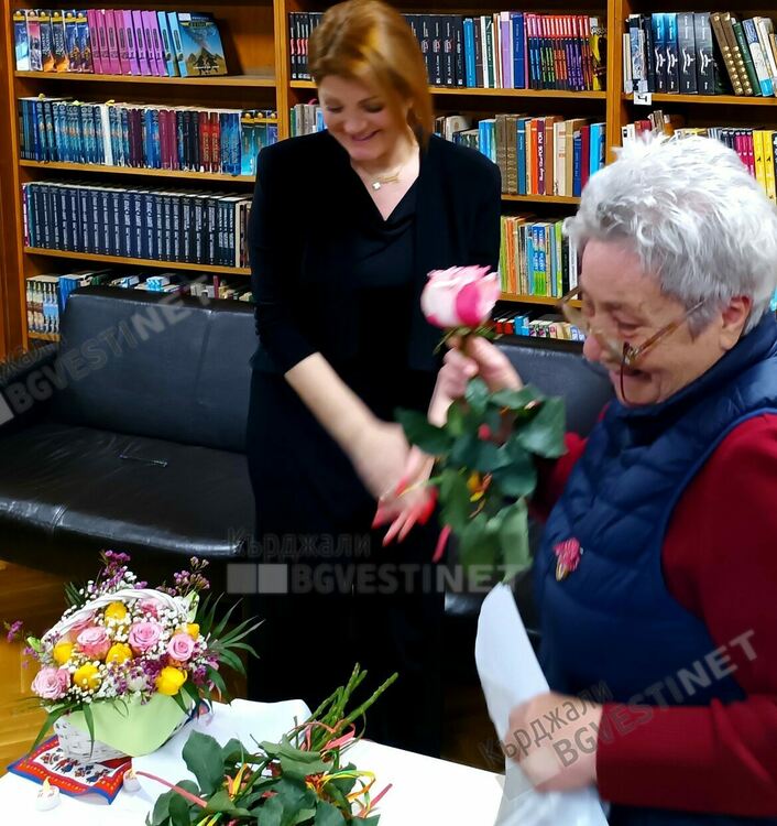 Пролетта пристигна първо в кърджалийската РБ &bdquo;Н.Вапцаров&rdquo; с Лео и Анастасия от Детска градина "Дъга"