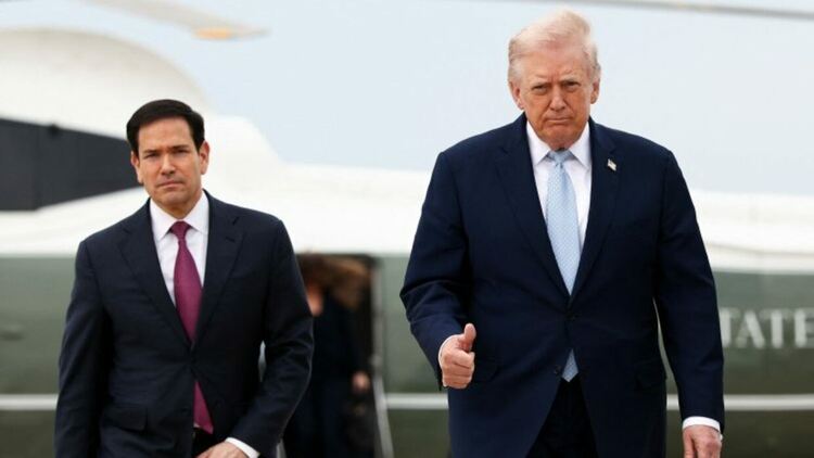 Тръмп с ултиматум: Отваряне на Ормузкия проток или &bdquo;унищожава&ldquo; електроцентралите на Иран