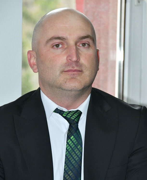 Тефик Парафитов