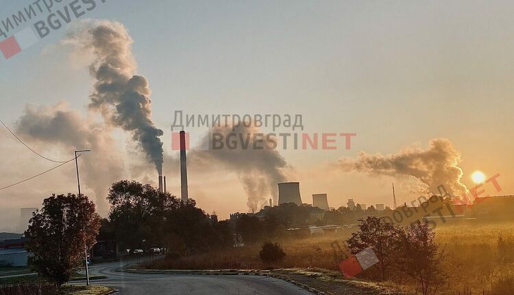 Институционална абдикация? Експерти оспорват позиция на РИОСВ за въздуха в Димитровград