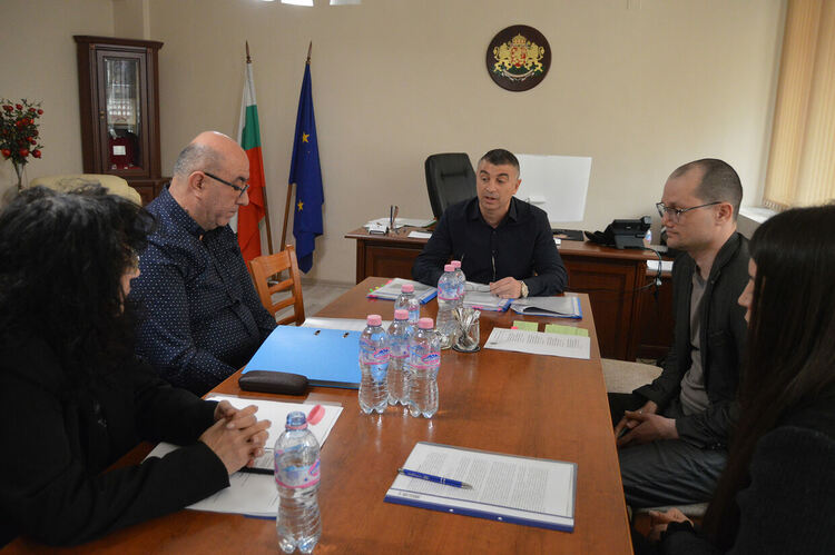 Ръководството на В и К Кърджали защити новите цени на водата пред областния управител