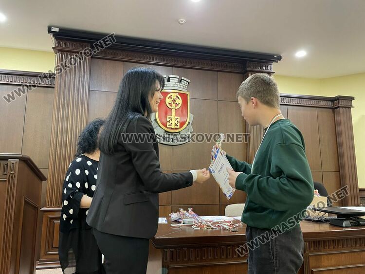 Отличиха най-добрите математици на Хасково