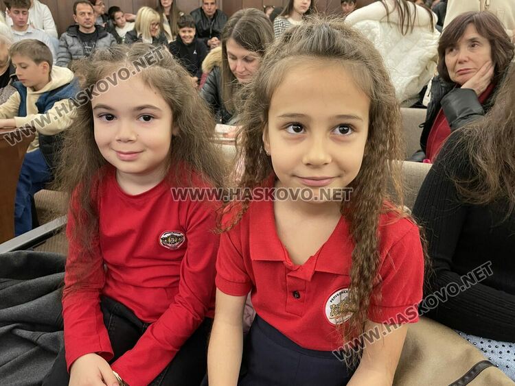 Отличиха най-добрите математици на Хасково