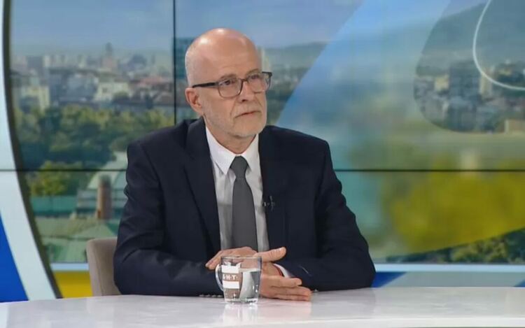 Олег Асенов