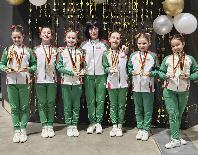 Състезателите на &bdquo;Виолена&ldquo; с призови места в турнир в Германия