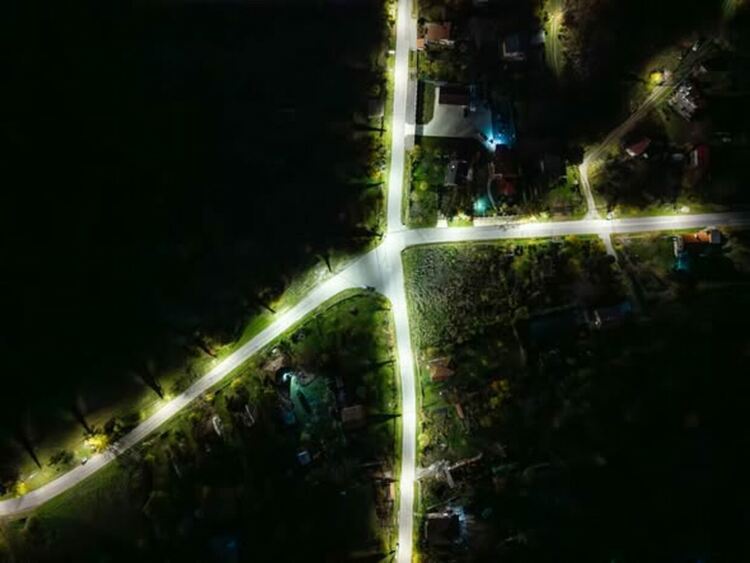 Община Радомир реализира втори пореден проект за въвеждане на енергоспестяващи мерки в уличното осветление