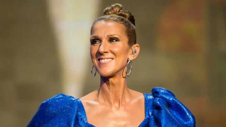 Селин Дион се завръща на музикалната сцена с поредица от концерти в Париж