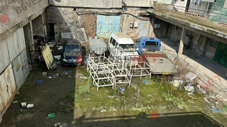 В Димитровград е разкрит склад с над 7 тона негодни за консумация храни, по думите на директора на БАБХ