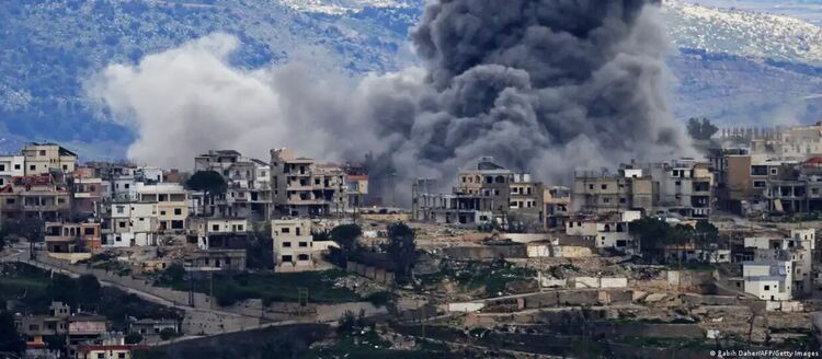 Израел казва, че жителите на селищата в Южен Ливан няма да могат да се върнат в домовете си до второ нареждане.