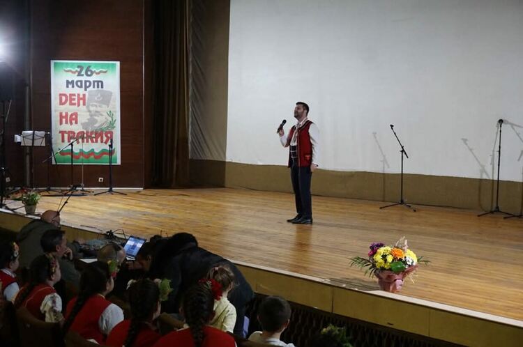 Празничен концерт по повод Деня на Тракия в Хасково