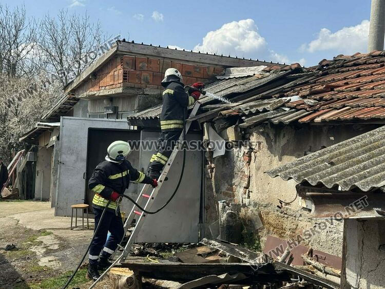 Мъж обгоря при гасене на пожар в гараж в &bdquo;Болярово&ldquo;