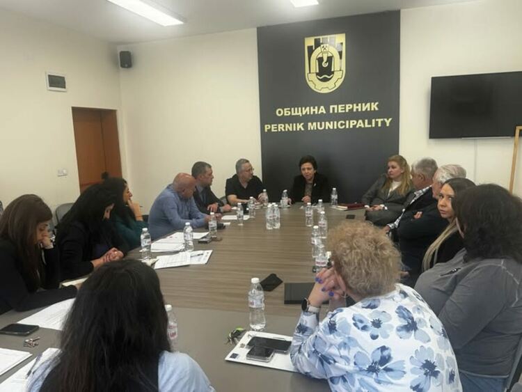 Работна среща с участието на зам.-министърът на регионалното развитие и благоустройството Дора Янкова