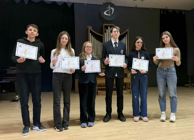 Елиф Али от &bdquo;Славейков&ldquo; с награда от Националния кръг на &bdquo;Ключът на музиката&ldquo;