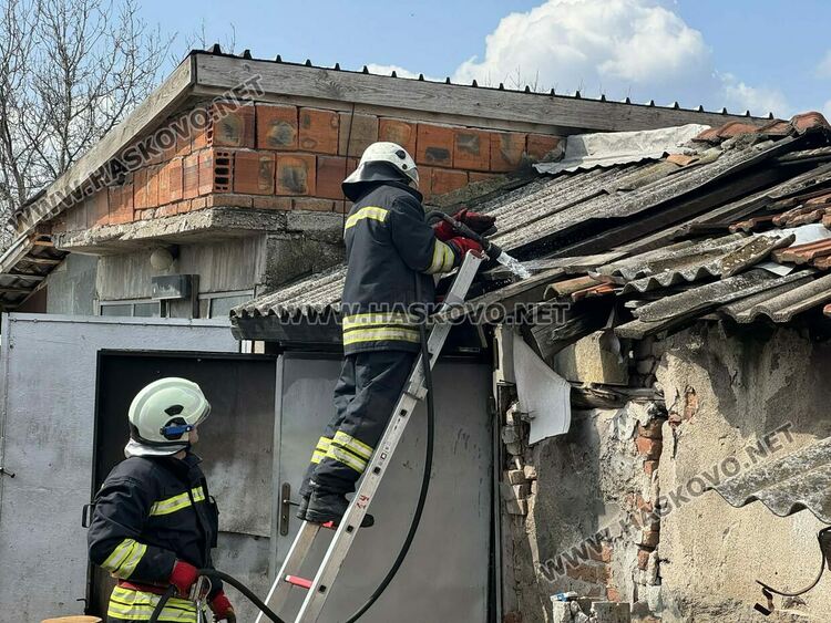 Мъж обгоря при гасене на пожар в гараж в &bdquo;Болярово&ldquo;