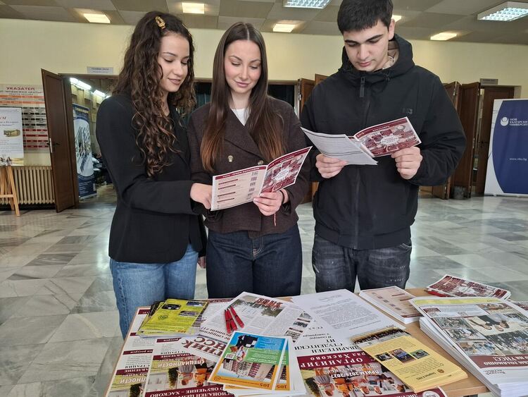 Последен ден за записване за кандидат-студентски изпит в УНСС&nbsp;&ndash; Хасково