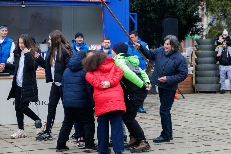 Популярното кулинарно шоу Hell's Kitchen по NOVA гостува в Радомир