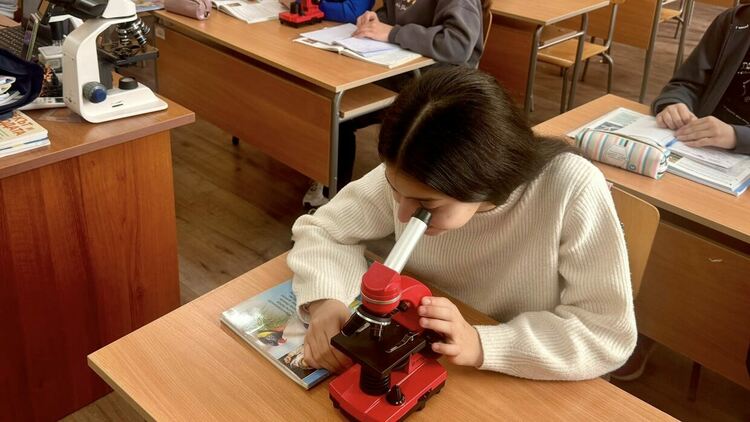 СТЕМ център откриха в училището в Минерални бани 