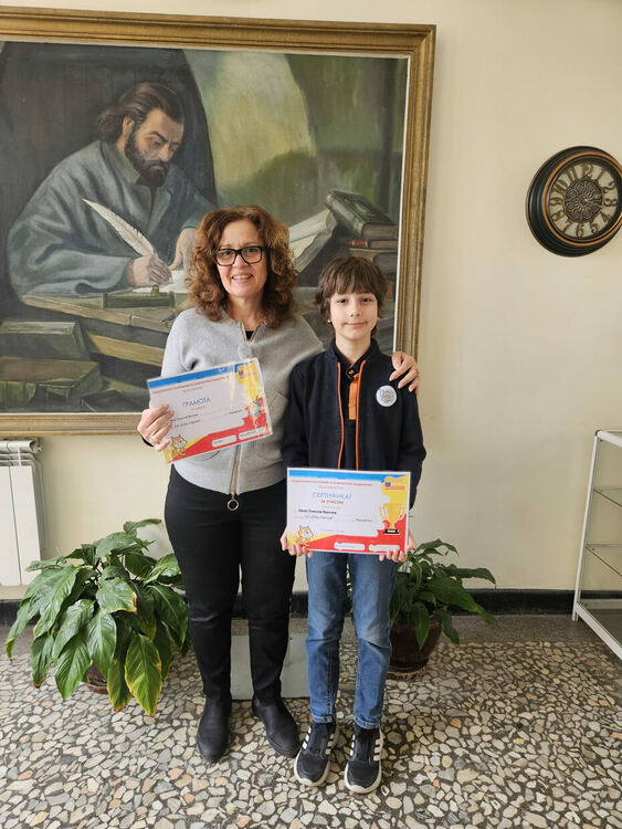 Двама ученици от СУ"Отец Паисий" в топ 10 по компютърно моделиране в страната