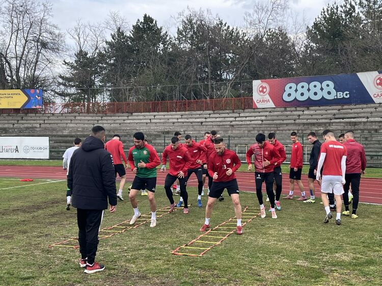 Владислав Узунов и Христо Бойков на линия за мача със &bdquo;Спартак&ldquo;