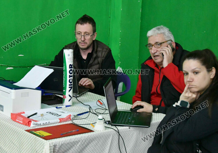 118 бадминтонисти участват на Държавния шампионат в Хасково 