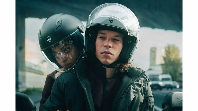 Гледаме френския HBO Original сериал &bdquo;Привилегии&ldquo; в HBO Max