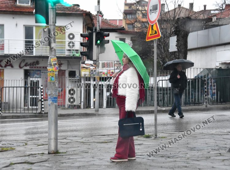 Започва поредица от дъждовни дни