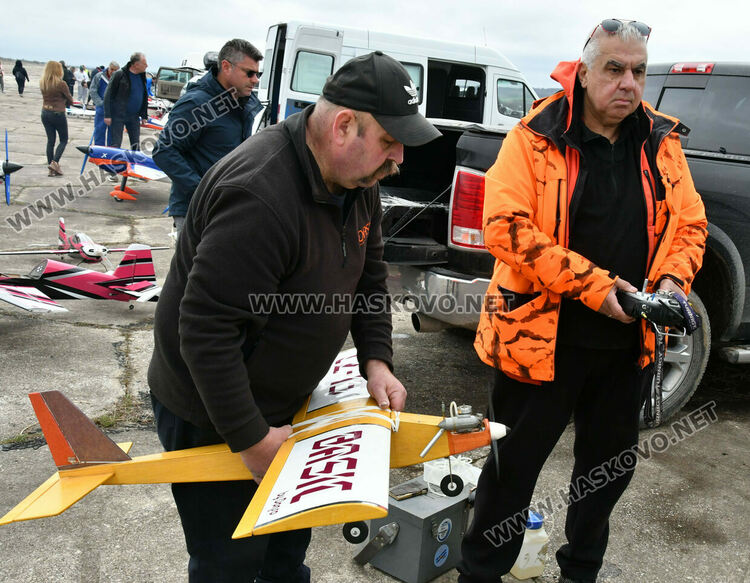 Елитът на авиомоделизма в България се събра на летище &bdquo;Узунджово&ldquo;