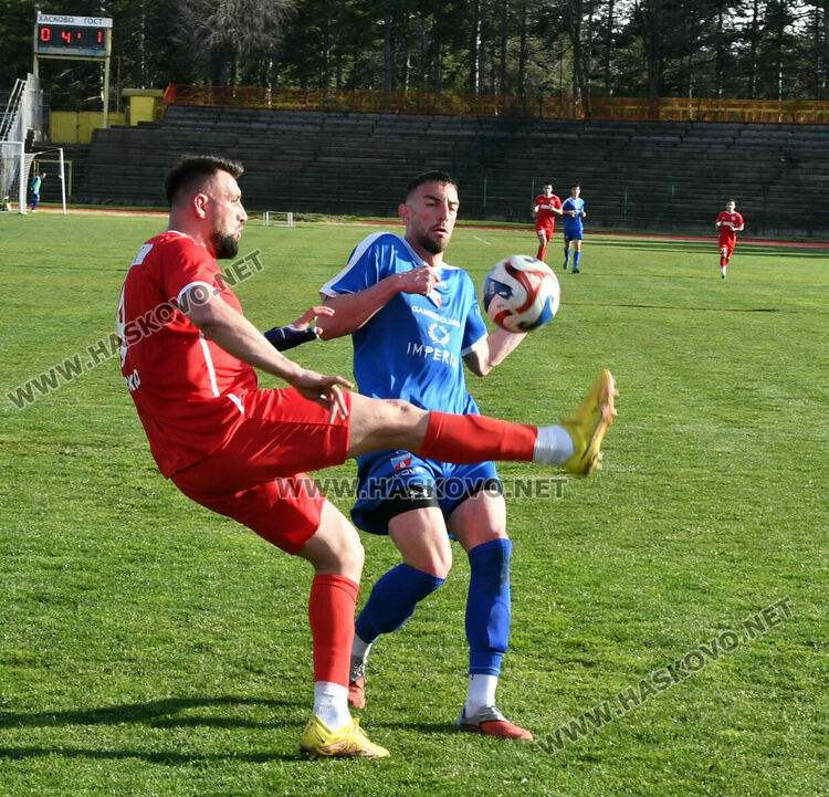 ОФК &bdquo;Хасково&ldquo; с обрат срещу &bdquo;Спартак&ldquo;. Юлий Шекеров герой в последните минути