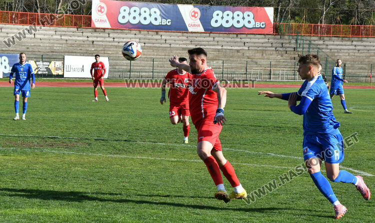 ОФК &bdquo;Хасково&ldquo; с обрат срещу &bdquo;Спартак&ldquo;. Юлий Шекеров герой в последните минути