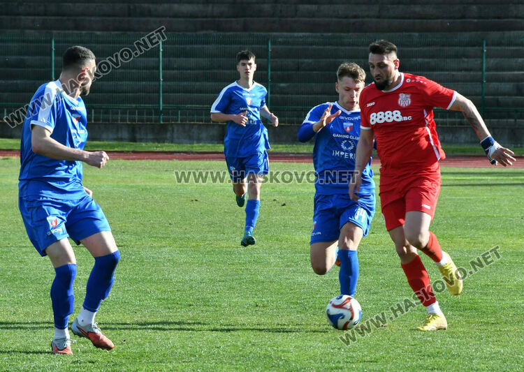 ОФК &bdquo;Хасково&ldquo; с обрат срещу &bdquo;Спартак&ldquo;. Юлий Шекеров герой в последните минути
