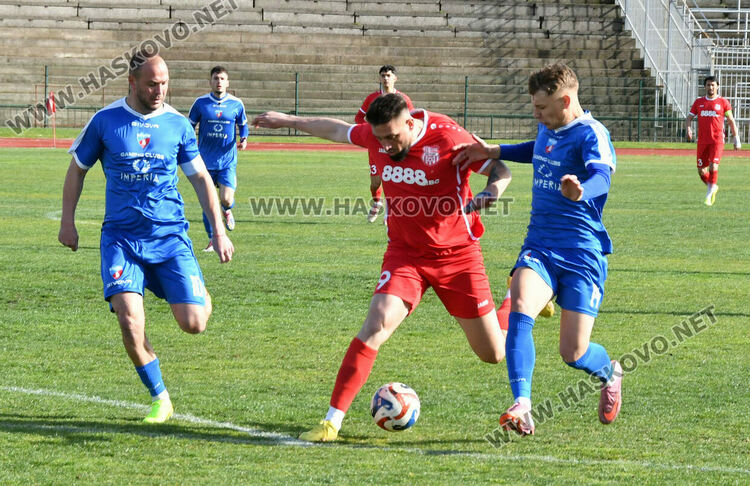 ОФК &bdquo;Хасково&ldquo; с обрат срещу &bdquo;Спартак&ldquo;. Юлий Шекеров герой в последните минути