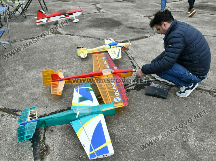 Елитът на авиомоделизма в България се събра на летище &bdquo;Узунджово&ldquo;