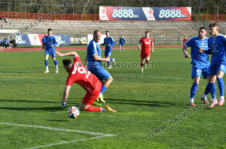 ОФК &bdquo;Хасково&ldquo; с обрат срещу &bdquo;Спартак&ldquo;. Юлий Шекеров герой в последните минути