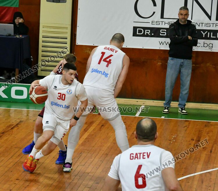 &bdquo;Видабаскет&ldquo; си тръгна от зала &bdquo;Дружба&ldquo; с победа  