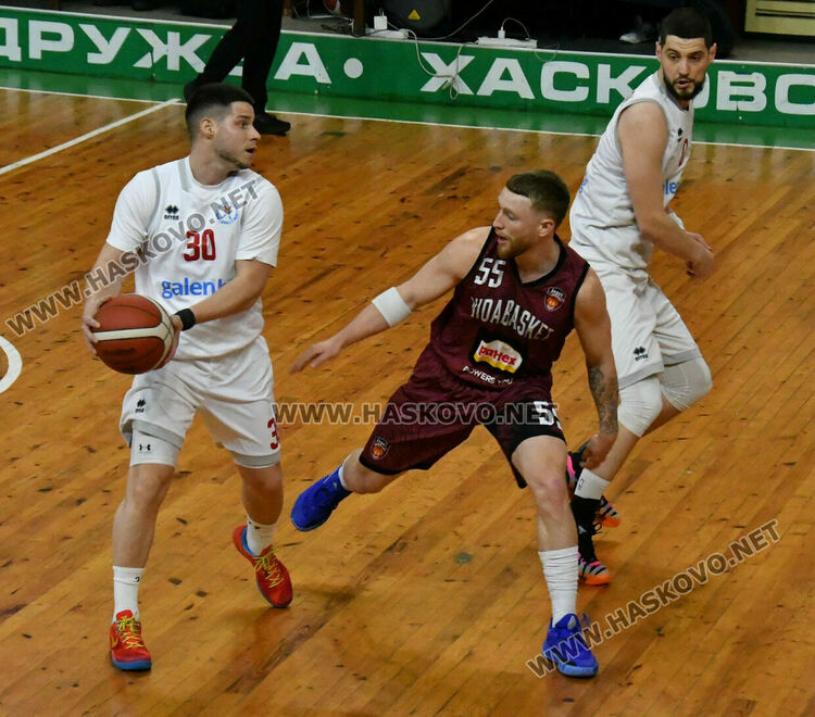 &bdquo;Видабаскет&ldquo; си тръгна от зала &bdquo;Дружба&ldquo; с победа  