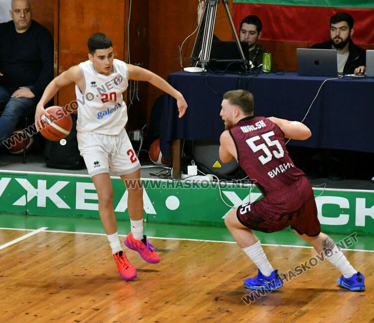 &bdquo;Видабаскет&ldquo; си тръгна от зала &bdquo;Дружба&ldquo; с победа  