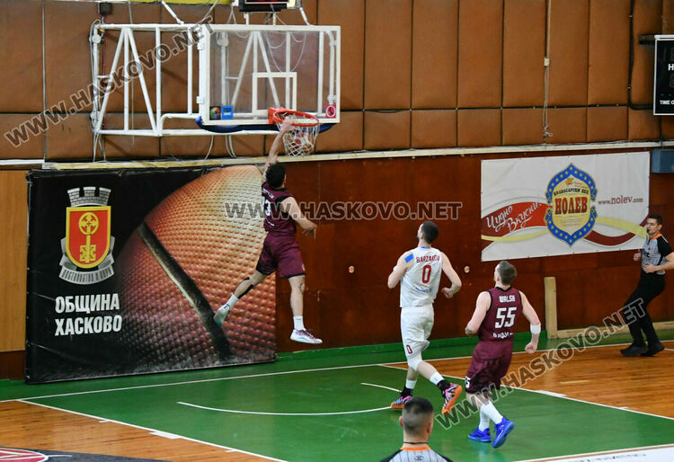 &bdquo;Видабаскет&ldquo; си тръгна от зала &bdquo;Дружба&ldquo; с победа  