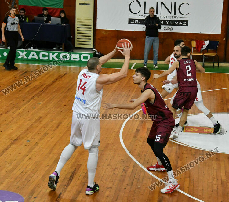 &bdquo;Видабаскет&ldquo; си тръгна от зала &bdquo;Дружба&ldquo; с победа  