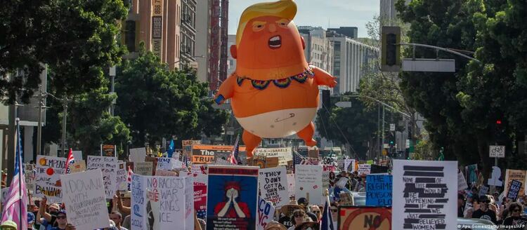 Американците изляха гнева си срещу Тръмп