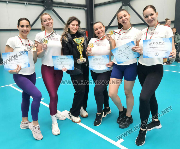 Грациите на КА &bdquo;Виолена&ldquo; отново са държавни шампиони 