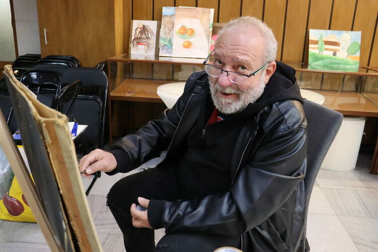 Художници рисуват художници в Хасково