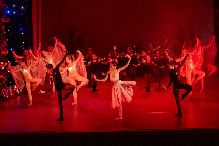 Готови ли сте за приказка, родена отново?