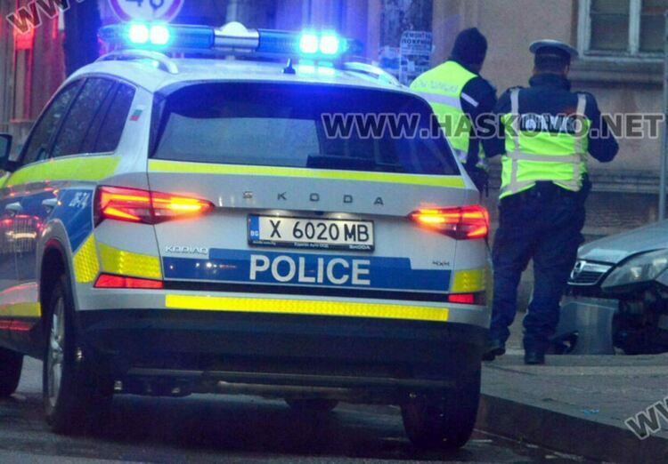 Задържаха двама с наркотици в Димитровградско