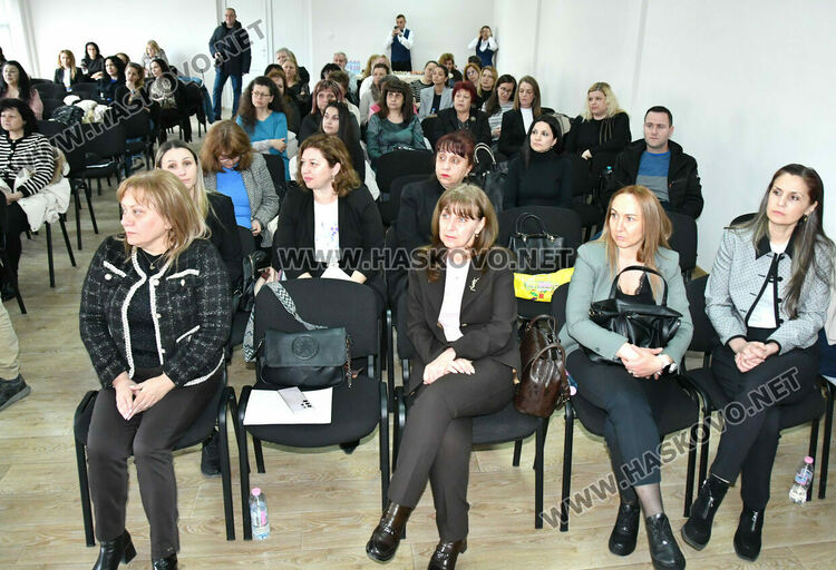 350 деца са обхванати от съвместната работа на институциите в борбата с преждевременното отпадане от училищата