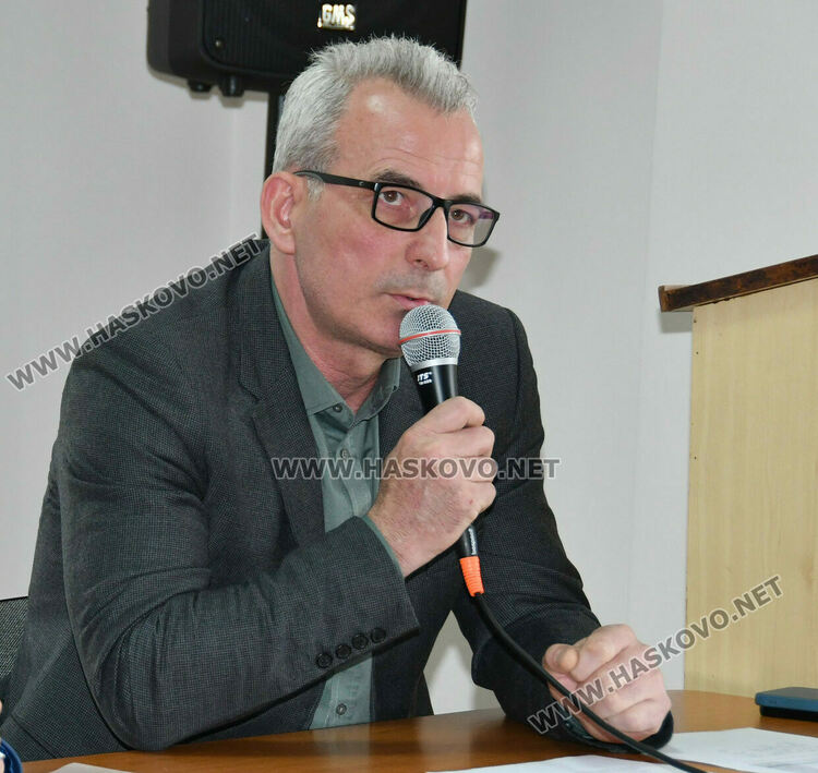 350 деца са обхванати от съвместната работа на институциите в борбата с преждевременното отпадане от училищата