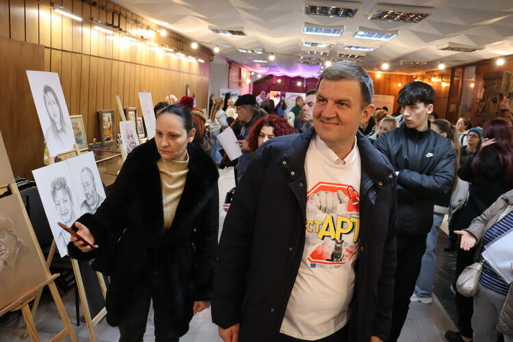 Снимки: Община Хасково